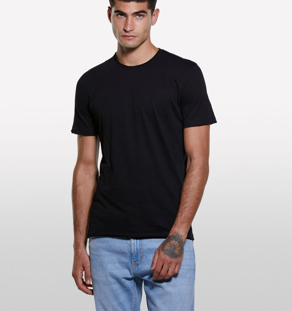 T-shirt a maniche corte slim fit nera - t-shirt a manica corta da uomo - Nero | Sisley image number 3